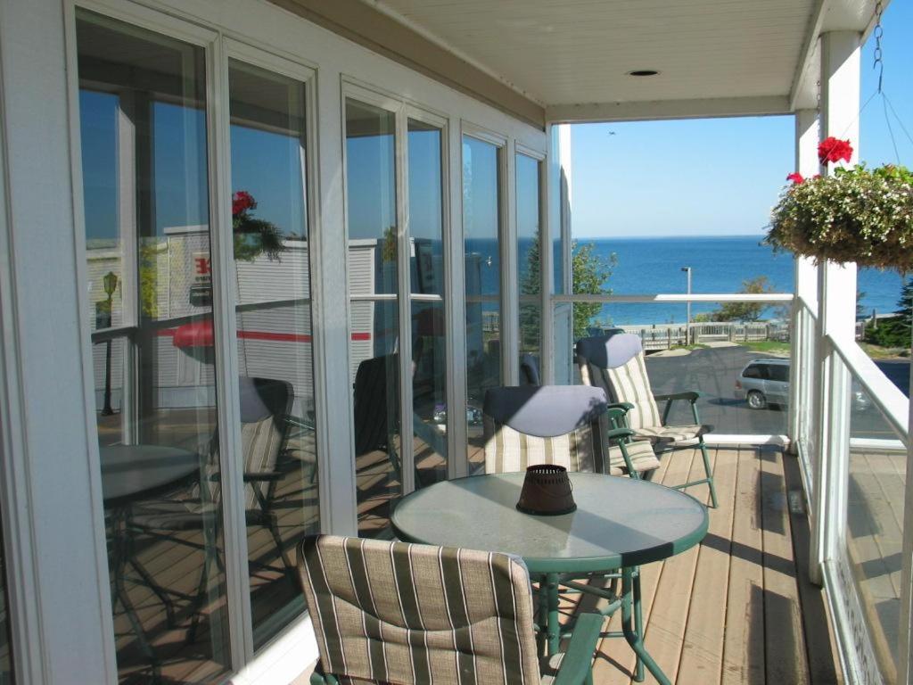 Pier Harbor #2, Condo at Saint Ignace Exterior foto